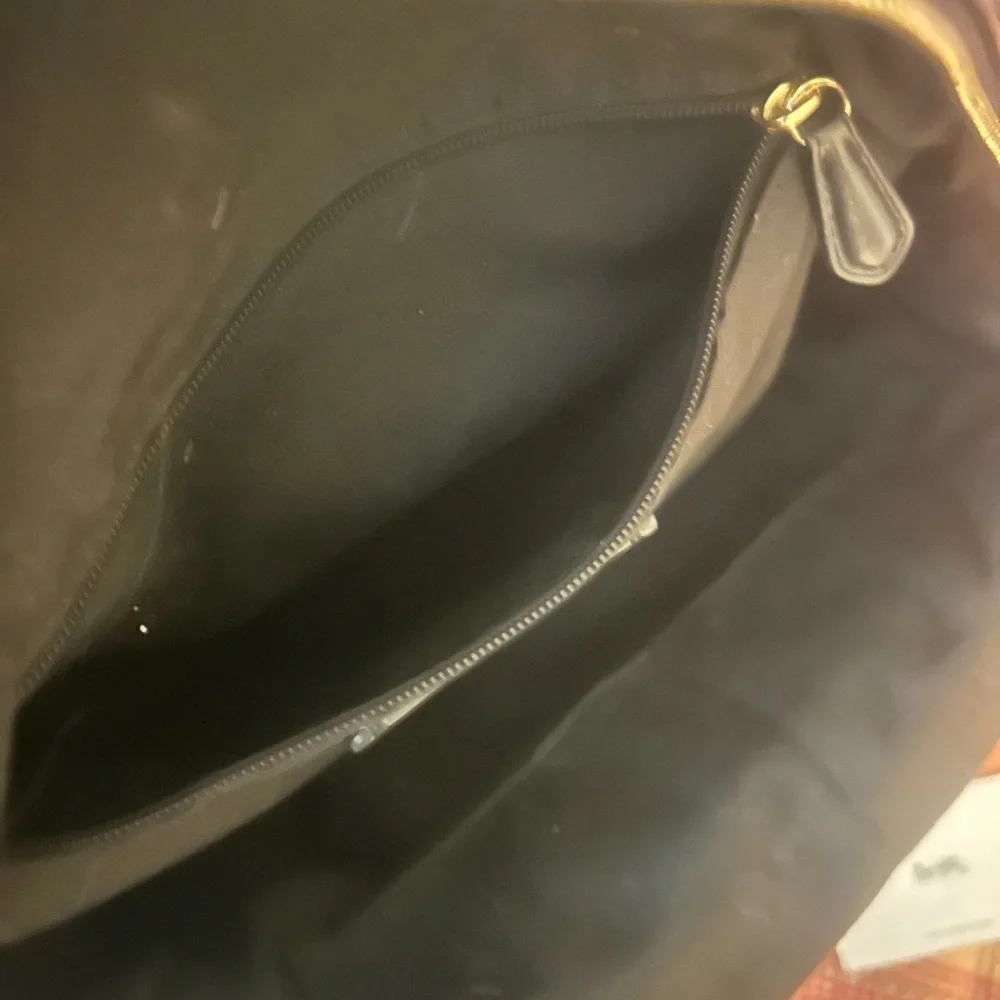 Coach classic leather